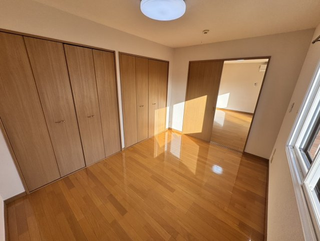 ヒーローマンション・マイステーションの洋室