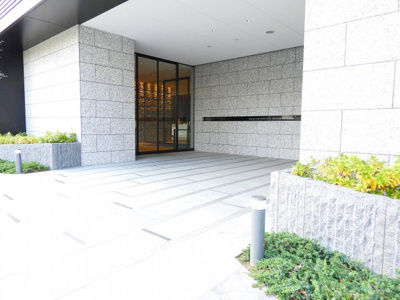 【エントランス】 | ブランズタワーウェリス心斎SOUTH