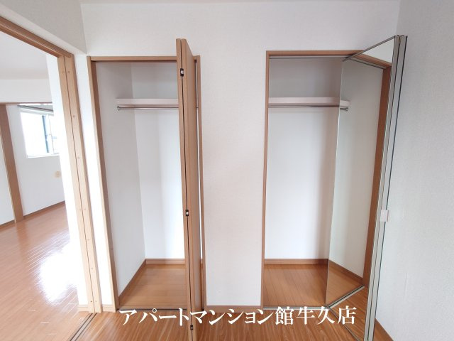 ヒーロー1番館の収納