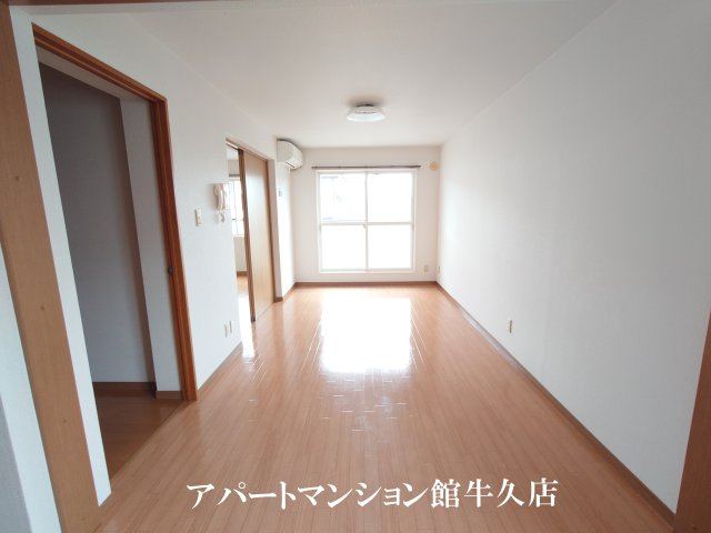 ヒーロー1番館の内装