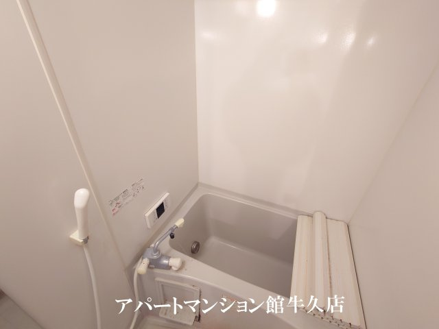 ヒーロー1番館の浴室