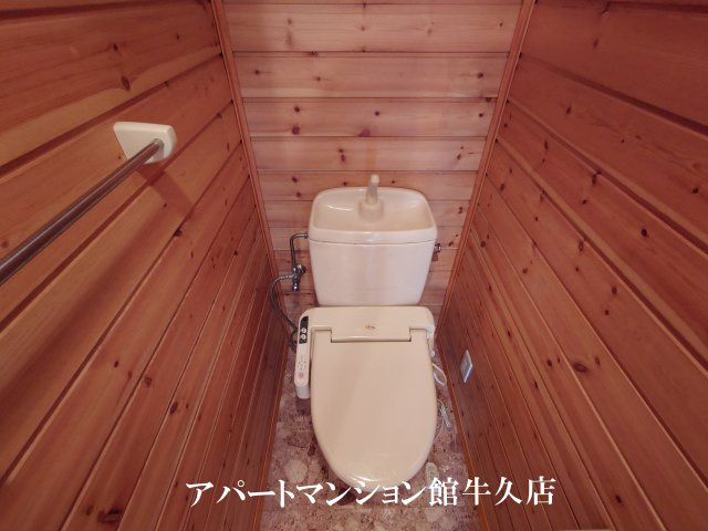 ヒーロー1番館のトイレ