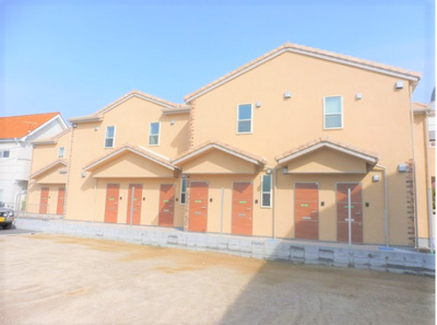 【エントランス】 | DaitoStyleTINA | 清潔なエントランスです