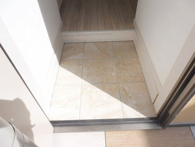 【玄関】 | DaitoStyleTINA | 毎日通る玄関はこちらです