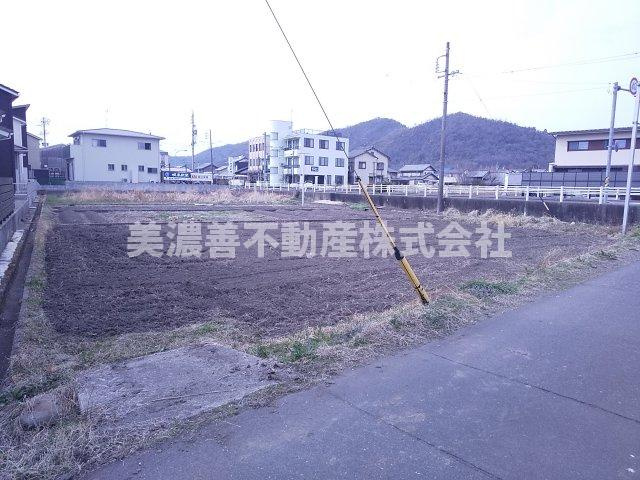 ５８４９９　岐阜市水海道土地の外観