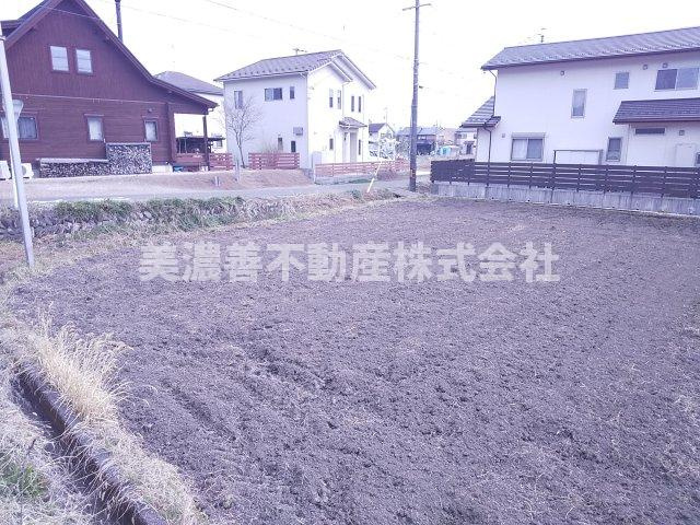 ５８４９９　岐阜市水海道土地の外観