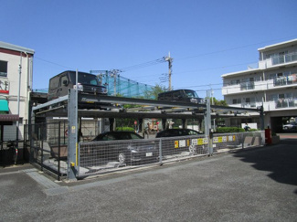 【駐車場】