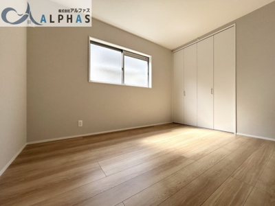 【洋室】 | 明石市大久保町高丘七丁目　新築戸建 | スッキリと飽きの来ないシンプルな洋室♪