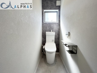 【トイレ】 | 明石市大久保町高丘七丁目　新築戸建 | 2階洗浄便座付きトイレ♪