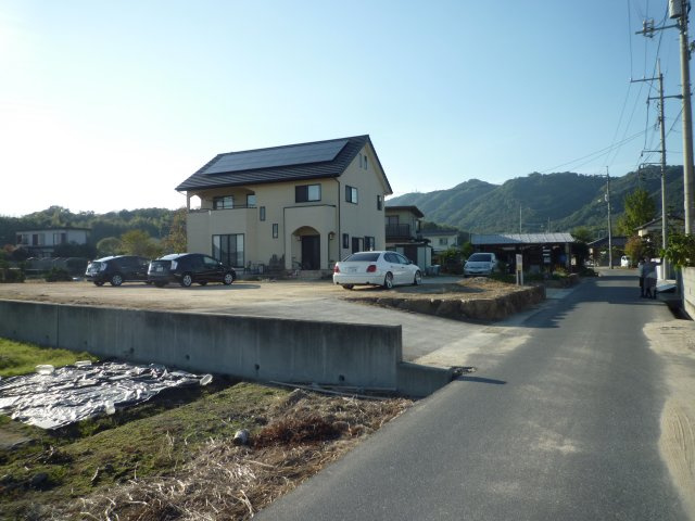 玉野市西田井地の外観