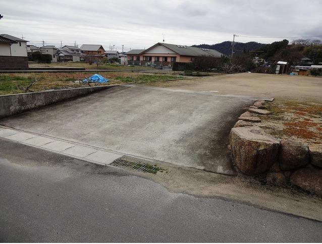 玉野市西田井地の外観