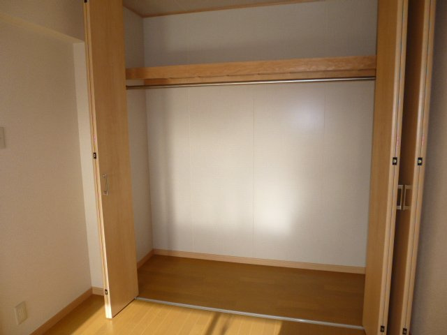 ファミーユSWの収納|クローゼット