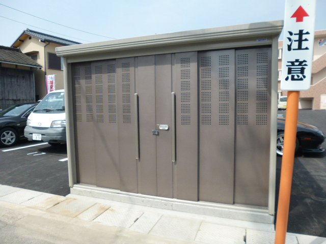 ファミーユSWのその他共用部分|敷地内ゴミＳＴ・当番なし