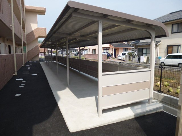 ファミーユSWのその他共用部分|自転車置き場