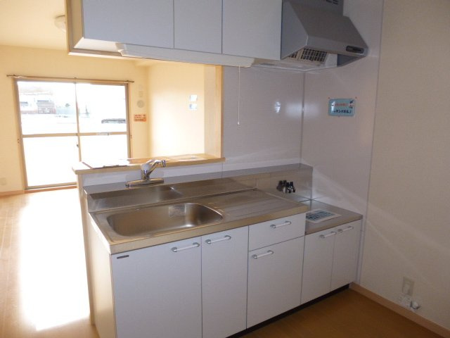 ファミーユSWのキッチン|カウンターキッチン