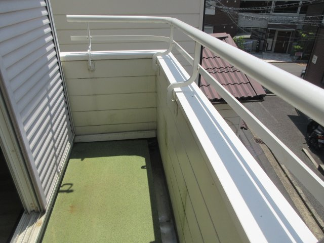 ハイツ日吉のバルコニー