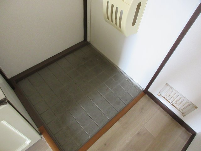 ハイツ日吉の玄関