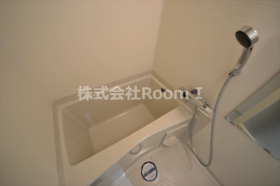 【浴室】 | ルーチェ南森町 | 日々の暮らしに欠かせないお風呂です
