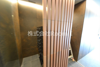 【ロビー】 | ルーチェ南森町 | 建物の内部です