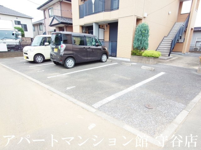 八坂東の駐車場