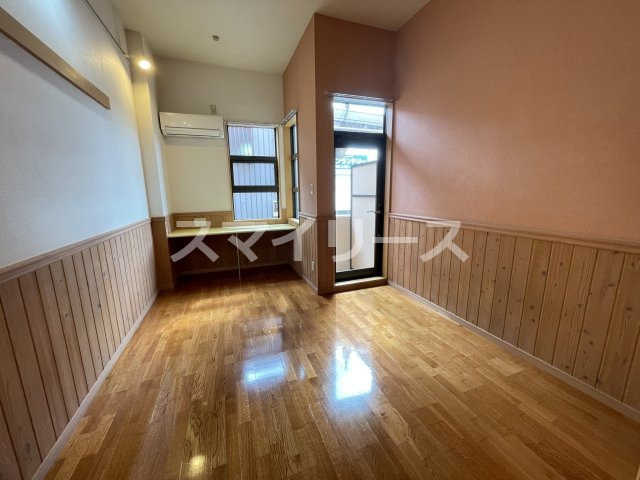 CUBICSquareの居間・リビング