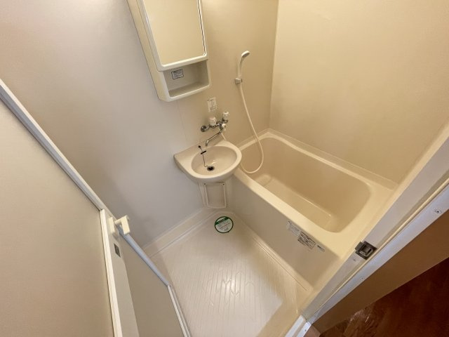 CUBICSquareの浴室