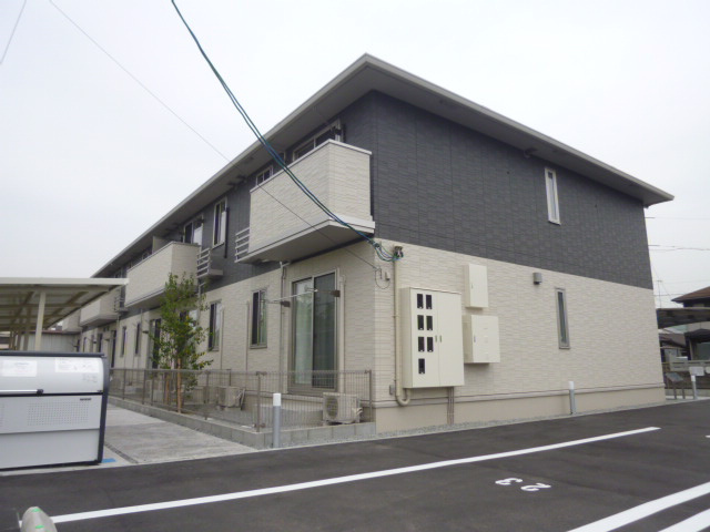 Ｐｌｅｉａｄｅｓの外観