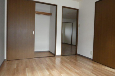 【寝室】 | コンフォース亀山Ⅱ | 洋室