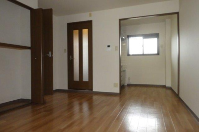 【居間・リビング】 | コンフォース亀山Ⅱ