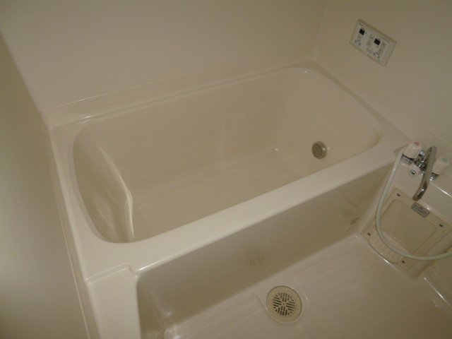 カトレアの浴室|追い焚きバス