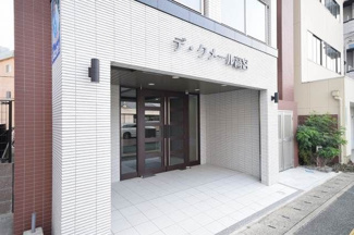 【エントランス】 | 清潔なエントランスです