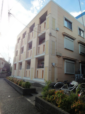 【外観】 | コスモ椿森 | 南向きの3階建て