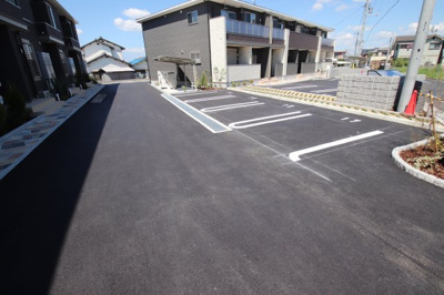 【駐車場】 | ルワンジュ草尾Ⅰ