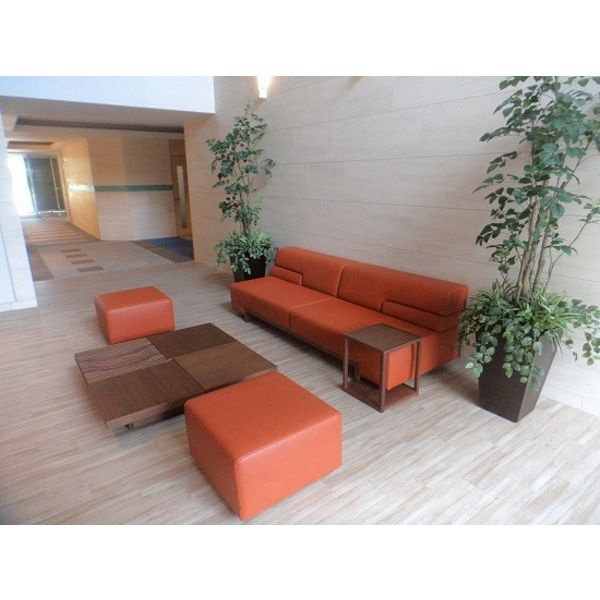 マストライフ南4条のロビー