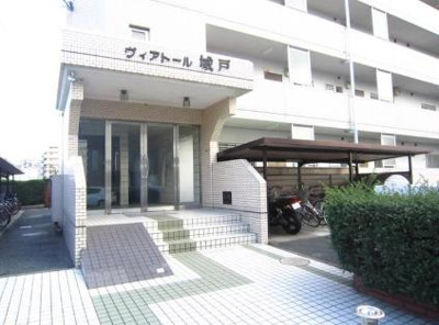 【エントランス】 | ヴィアトール城戸