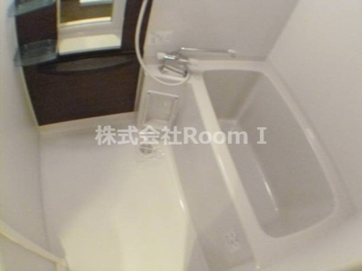 【浴室】 | グランプラス谷町 | 落ち着いた空間のお風呂です