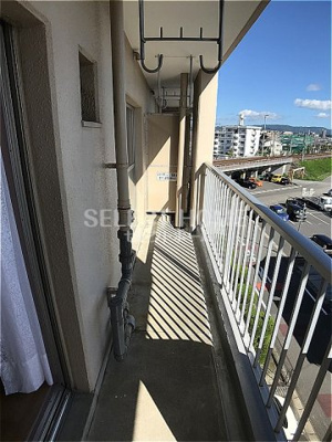 【バルコニー】 | シャトー南 | 広々としたバルコニーです