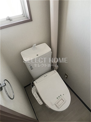 【トイレ】 | シャトー南 | ゆったりとした空間のトイレです