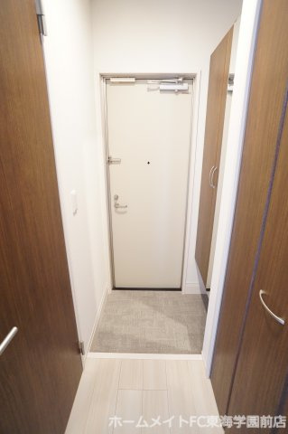熊本市中央区渡鹿６丁目のアパートの玄関