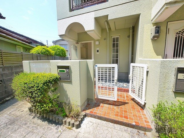 芝戸建のエントランス|エントランスです