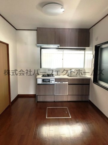 枚方市高野道１丁目の一戸建ての居間・リビング|ゆったり過ごせる居間です