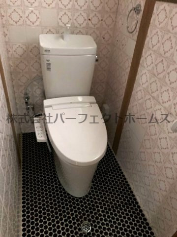 枚方市高野道１丁目の一戸建てのトイレ|トイレもきれいです