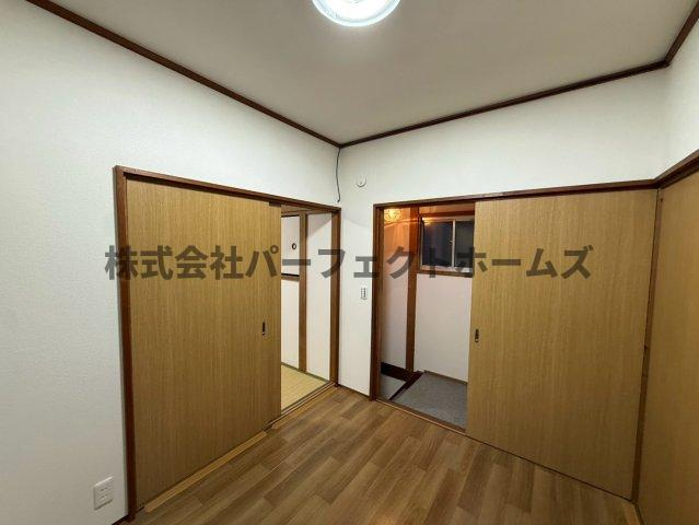 枚方市高野道１丁目の一戸建ての洋室|使い勝手のいい洋室です