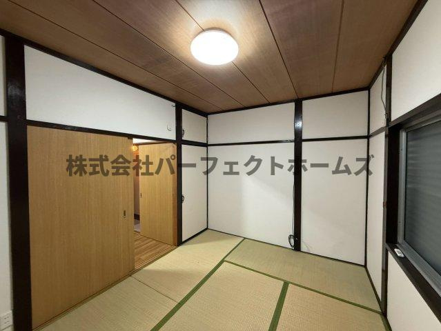 枚方市高野道１丁目の一戸建ての和室|ゆったりとくつろげる和室です