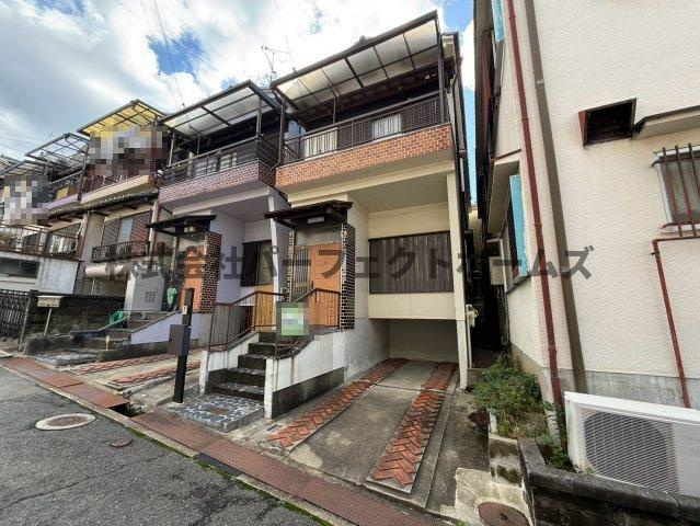 枚方市高野道１丁目の一戸建ての外観|落ち着いた雰囲気の外観です