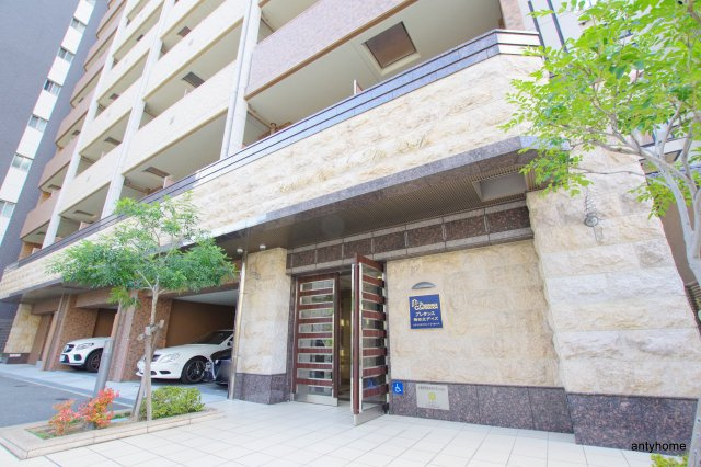 プレサンス梅田北デイズ　仲介手数料無料のエントランス