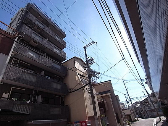 プレジールコートの外観