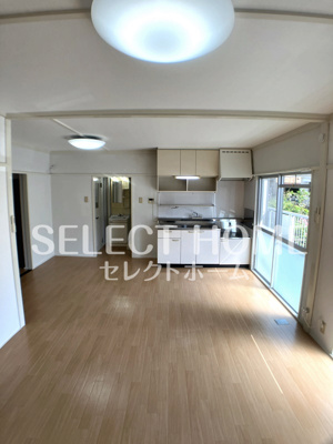 【居間・リビング】 | コーポ清水 | ゆったり過ごせるリビングです