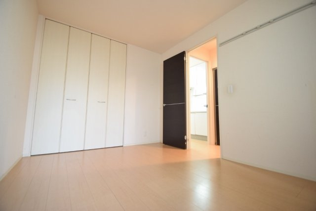 コスモ　ガーデンの洋室|洋室