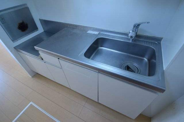 コスモ　ガーデンのキッチン|2口ガスコンロ設置可